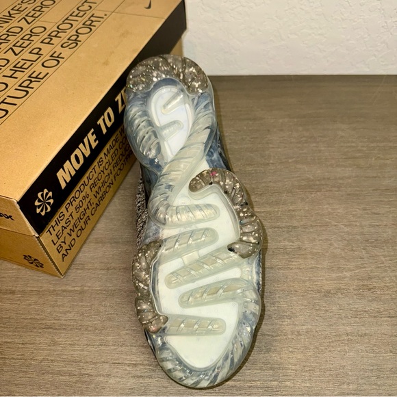 Nike Men’s Air VaporMax 2020 Flyknit, Black/Black/White, Size 10.5 - Picture 10 of 12